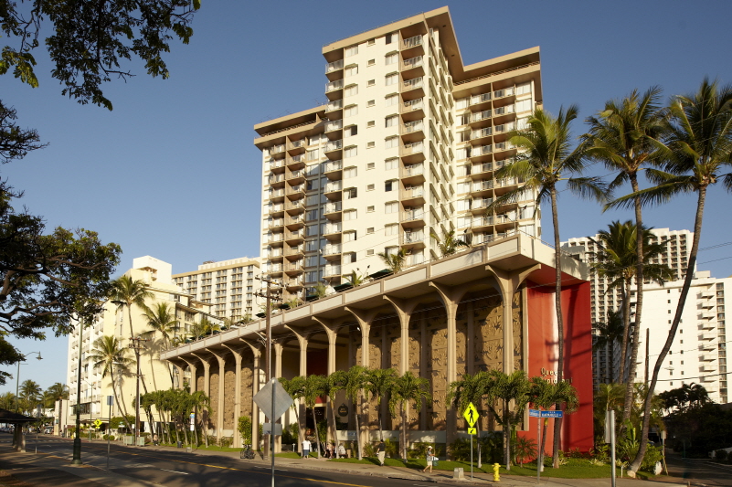 %25ED%2581%25AC%25EA%25B8%25B0%25EB%25B3%2580%25ED%2599%2598_Queen_Kapiolani_Hotel_Horizontal.jpg
